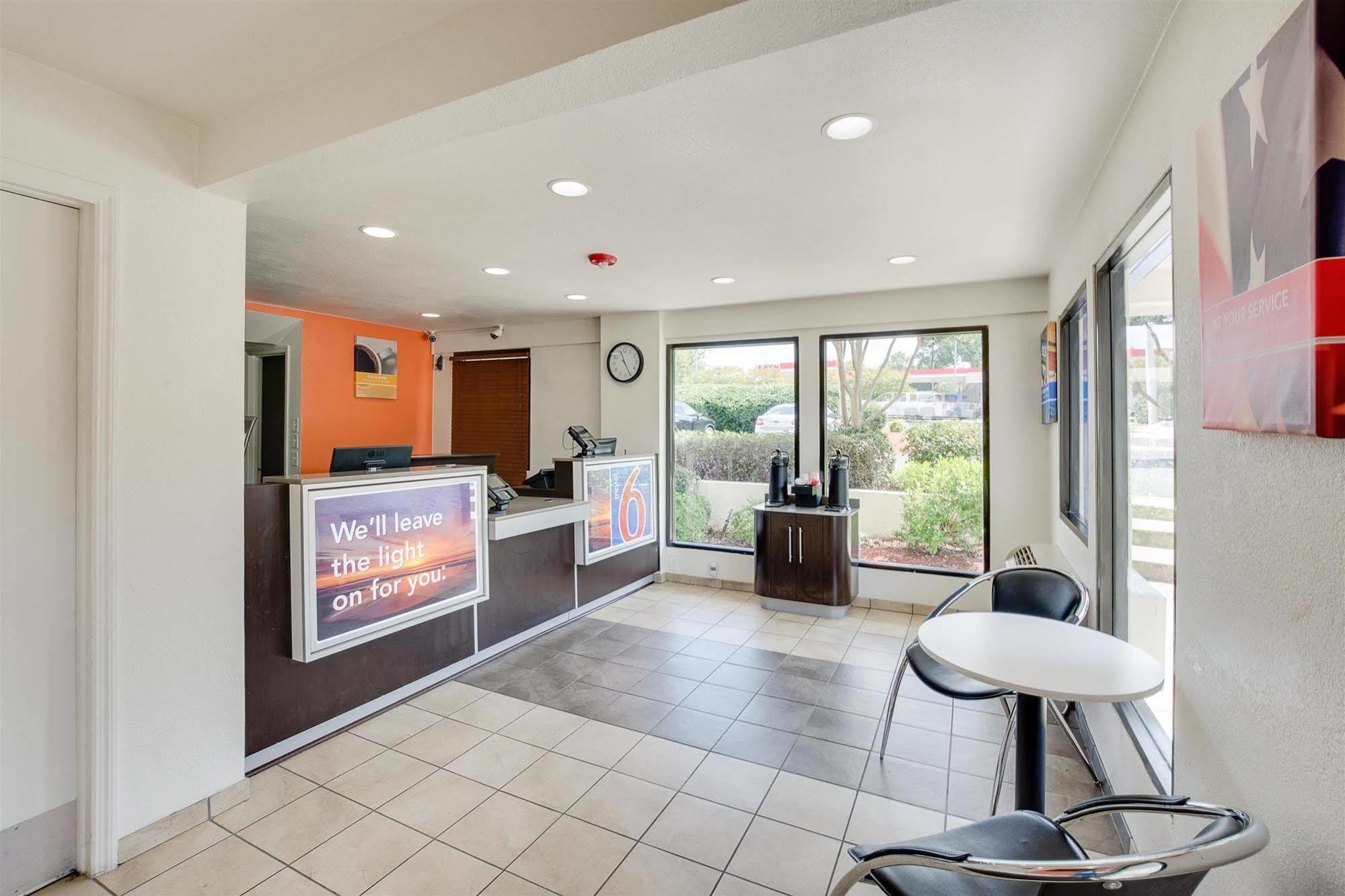 Motel 6-Columbia, Sc - West المظهر الخارجي الصورة
