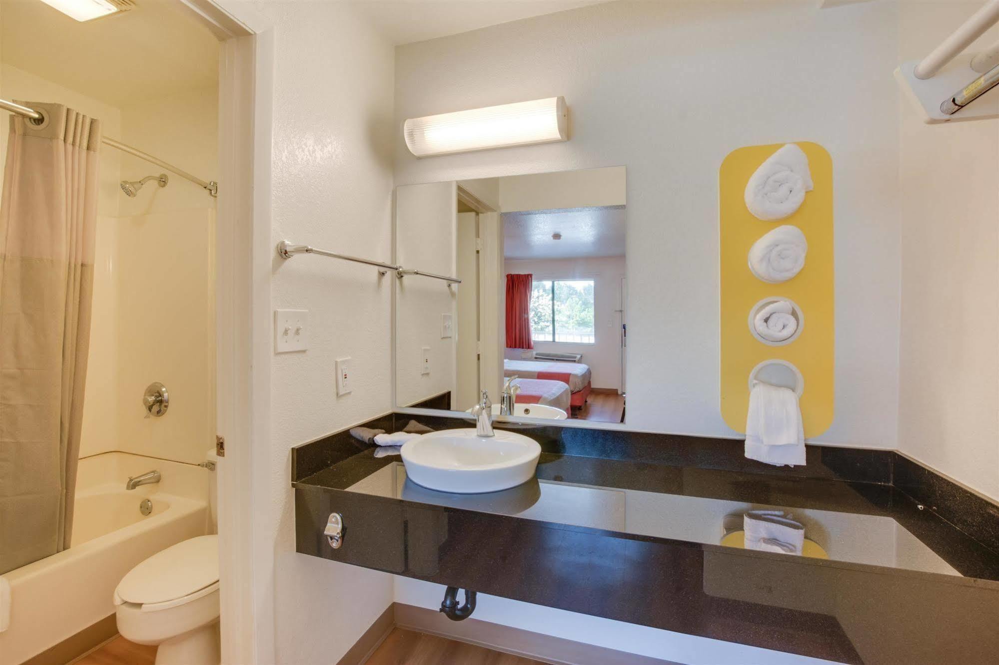 Motel 6-Columbia, Sc - West المظهر الخارجي الصورة